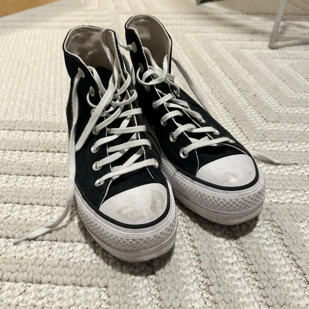 Chuck Taylor All Star Lift Platform Canvas Women's Size 7.5